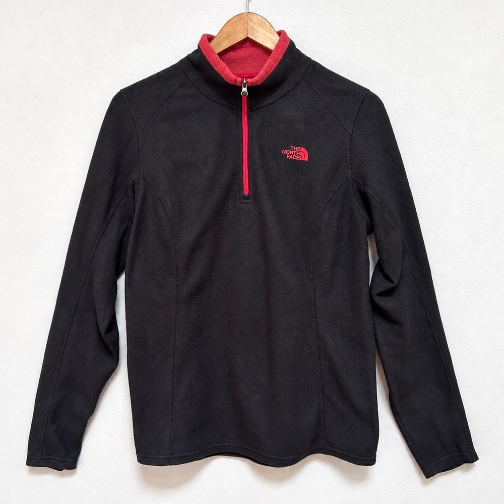 The North Face Women's M Black Red 1/4 Zip Lightweight Fleece Pullover A7YP